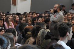 Freestyle w kościele. Raper dla tysięcy wiernych