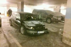 Pożar na parkingu Galerii Sfera. Ewakuacja 700 osób - foto i film