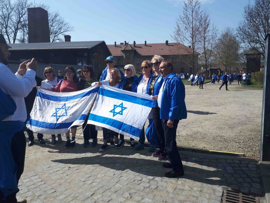 Marsz Żywych. Świat pamięta o Auschwitz - foto