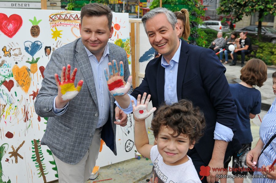 Marzenia na placu Chrobrego. Gdzie spojrzysz, tam… Biedroń - foto