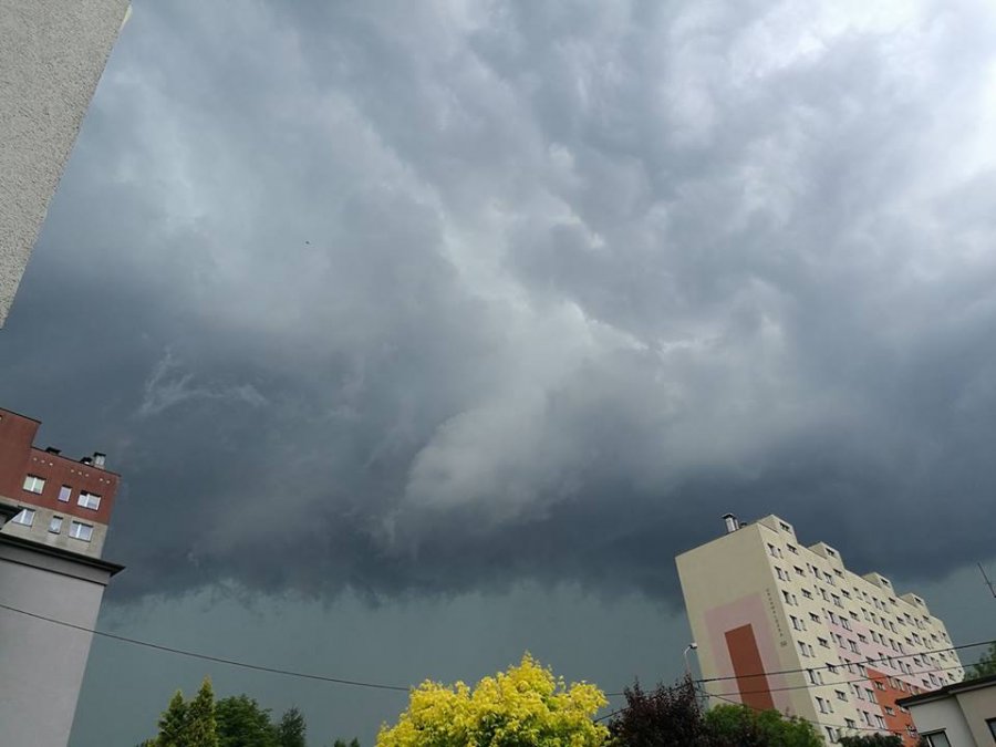 Alarm meteo. Spadnie nawet 30 litrów wody na m2!