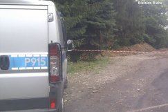 Pocisk artyleryjski przy ul. Żniwnej. Na miejscu jest policja