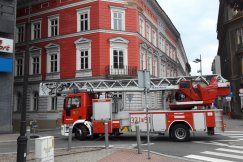 Alarm pożarowy na parkingu podziemnym w Galerii Sfera - foto