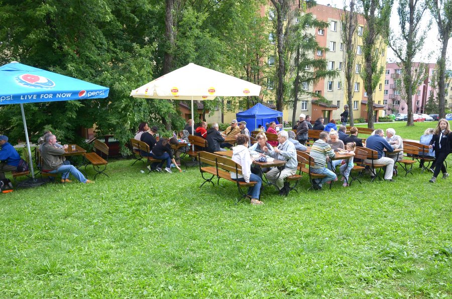 Świetna zabawa na Złotych Łanach. Integracja z nagrodami - foto
