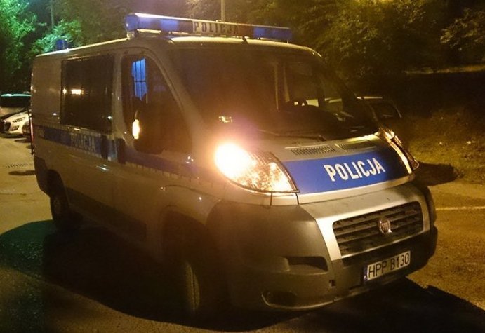 Chciał skopać policjantów. Miał blisko dwa promile alkoholu