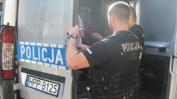 Obława na włamywacza. Policji pomogli świadkowie