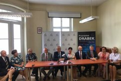 PiS zaprezentował kandydatów. Czas przejąć sejmik