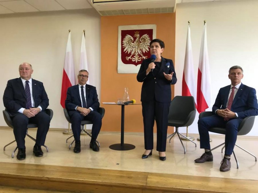 Premier Szydło w Bielsku-Białej. Konferencja z kandydatem PiS na prezydenta - foto