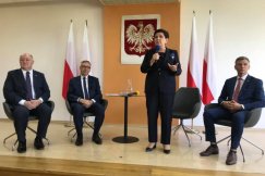 Premier Szydło w Bielsku-Białej. Konferencja z kandydatem PiS na prezydenta - foto
