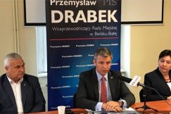 PiS zatwierdził "jedynki". Zaskakujący transfer z lewicy