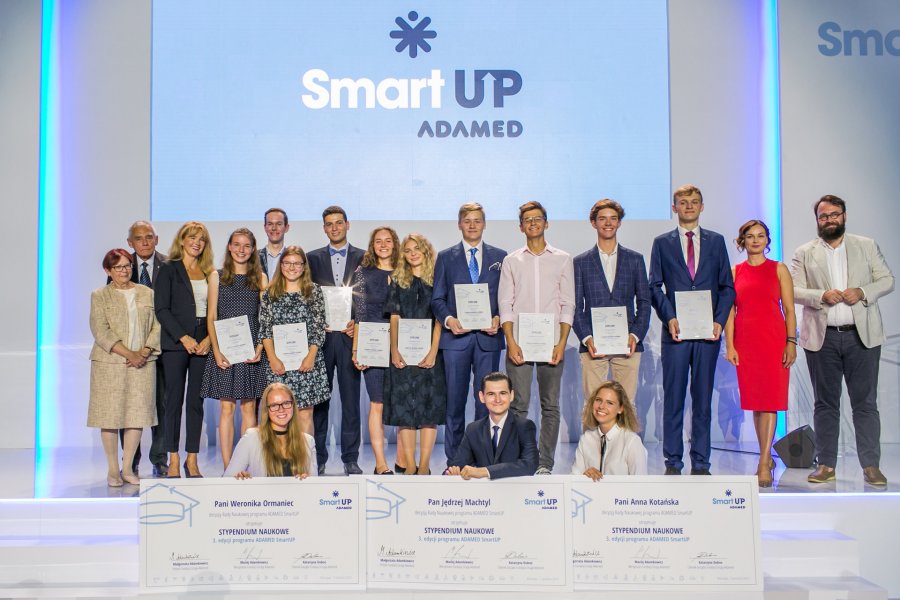 Bielska licealistka stypendystką Adamed SmartUP