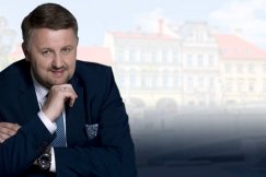 Jarosław Klimaszewski odkryje karty. Konwencja na zamku