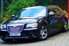 Przetarg na auto dla urzędnika. Z funkcją wykrywania zmęczenia kierowcy