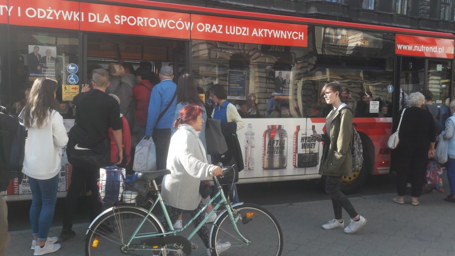 Dodatkowe autobusy na cmentarz. Sprawdź rozkład jazdy!