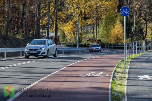 Rozbudowa ulicy za ponad 5 mln zł. Jest nawet ścieżka rowerowa - foto