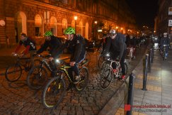 Korowód widm na rowerach na bielskich ulicach - foto