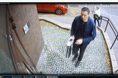 Napadł na bank. Policja publikuje wizerunek sprawcy - foto