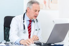Od grudnia nie będzie papierowych zwolnień. Lekarze muszą szybko się przestawić