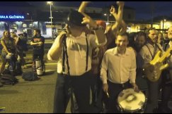 Rock na bielskim dworcu kolejowym. Taniec na peronach - FILM