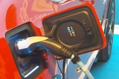 Miasto kupi elektryczny samochód. Tylko gdzie go będą ładować?!