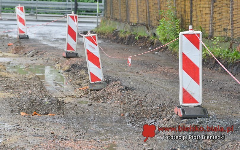 Apel o remont głównej ulicy w Cygańskim Lesie