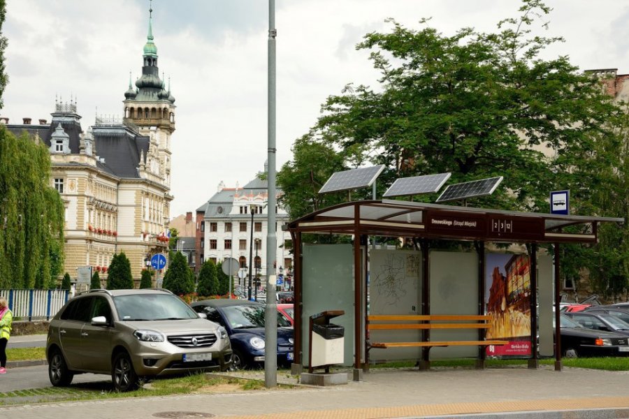 Przystanki z bezpłatnym internetem. Ważne narzędzie w walce ze smogiem