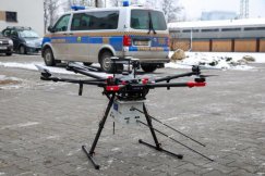 Od dziś dwa drony nad Bielskiem-Białą. Wykryją nawet spalanie butelek PET