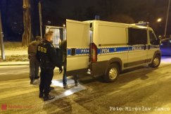 Bójka w barze. Agresywni obcokrajowcy pobili mężczyznę - foto