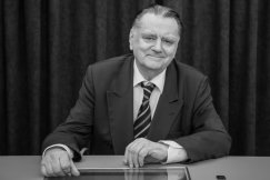 Żałoba po śmierci premiera Jana Olszewskiego