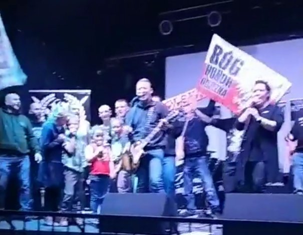Patriotyczny koncert z … neonazistami? Ostre reakcje po występie