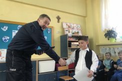 Nagroda dla sześciolatka, który uratował życie młodszemu koledze - foto
