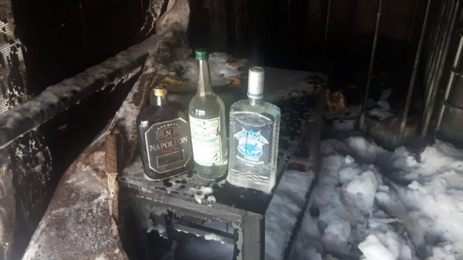 Nalot policji i celników na hurtownię nielegalnego alkoholu - foto