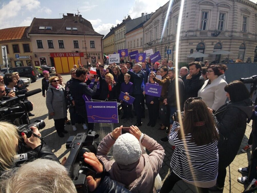 Robert Biedroń w Bielsku-Białej. Rozmowy z bielszczanami - foto