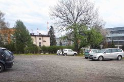 Zlikwidują parking w centrum miasta. W tym miejscu będzie... łąka