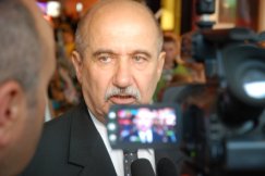 Utworzono nową szkołę w Komorowicach. Wstrzymał się tylko jeden radny