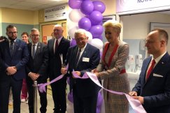 Nowoczesny oddział w bielskim szpitalu. Pierwsza dama przecięła wstęgę - foto