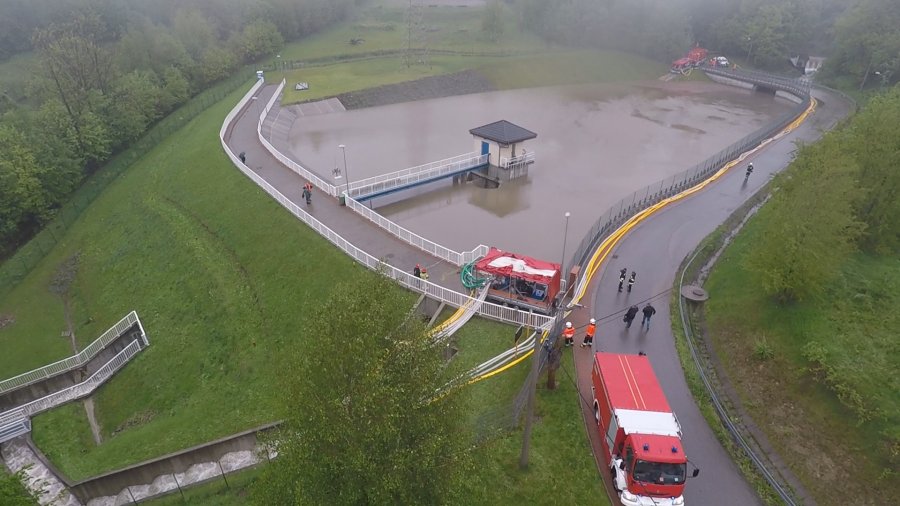 Korpus zapory jak galareta. Pęknięcie zbiornika zagraża Bielsku-Białej?