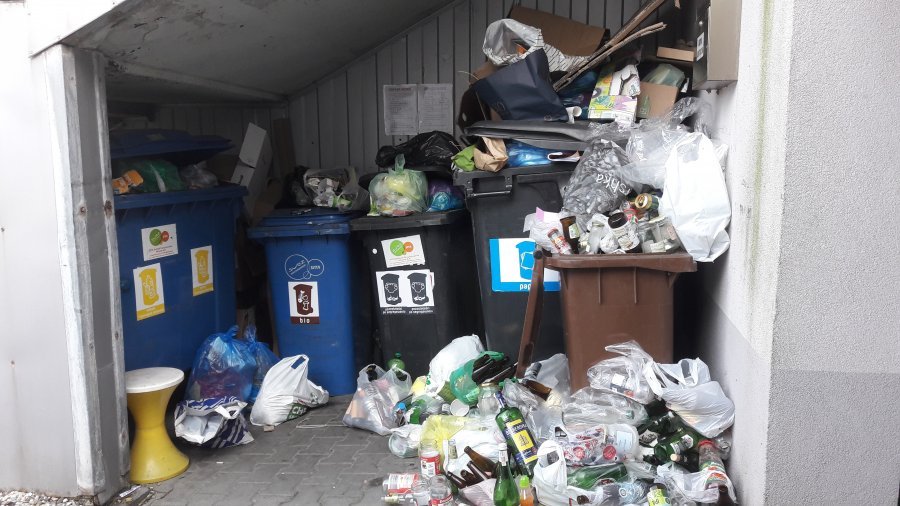 Częstszy odbiór odpadów z metali i BIO? Tak, ale z podwyżką opłat o 6 zł