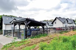 Nowe budynki i stara dróżka. Konflikt narasta w Komorowicach