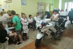 Drogówka w Szpitalu Pediatrycznym. Dzieci były zachwycone! - foto