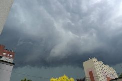 Ostrzeżenie przed niebezpieczną pogodą. Może wiać nawet 115 km/h!