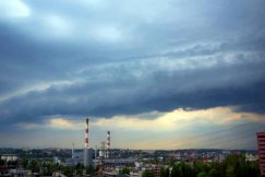 Burze i grad - to może być ciężka noc. Nadchodzi ochłodzenie