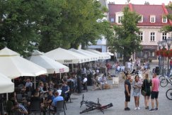 Rynek tętni życiem. Subiektywny przewodnik po lokalach starówki