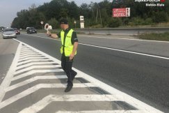 Akcja policji przeciw kopciuchom na drogach. Mają dymomierze i analizatory spalin