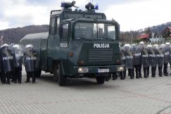 Nowe armatki wodne dla policji. Pojazdy dostarczy firma z Bielska-Białej