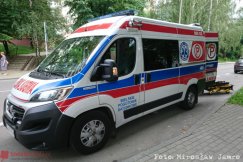 Co najmniej dobę leżał w łóżku. Strażacy weszli przez okno - foto