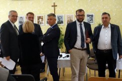 Przedsiębiorcy, politycy i samorządowcy. Wszyscy czytali nowele - foto