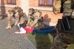 Śledztwo w sprawie wysadzenia domu na Sarnim Stoku. Podejrzany wciąż w areszcie