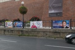 MZD wzywa do usunięcia banerów. Politycy muszą liczyć się z karami