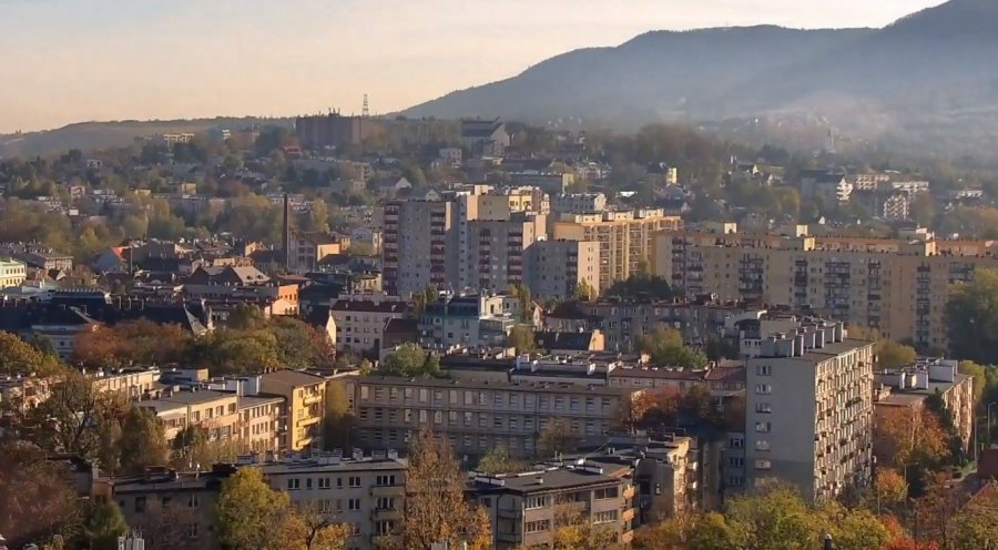 Panorama Bielska-Białej z wieży katedry. Obraz z nowych kamer! - FOTO